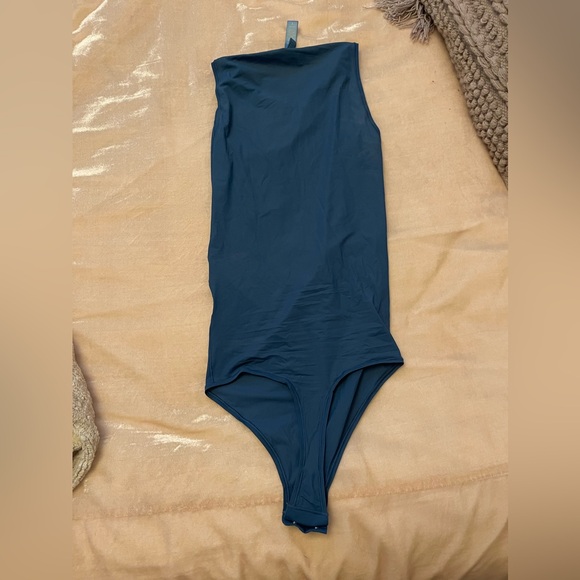 Skims Jelly Sheer Crew Neck Bodysuit - Ocean - Size Small - Great Condition - Picture 5 of 5